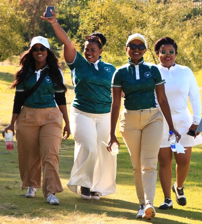 Woman at golf Woman at golf